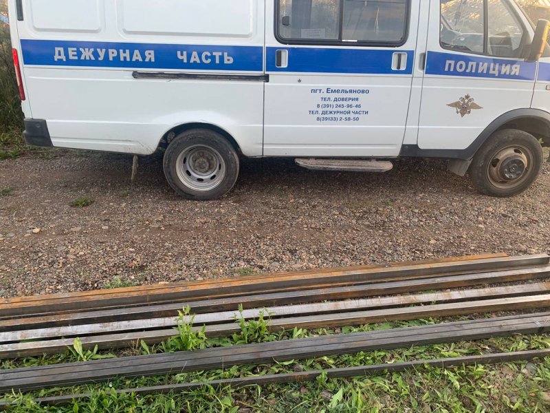 Емельяновские полицейские по отпечатку пальцев отыскали похитителя металлических столбов